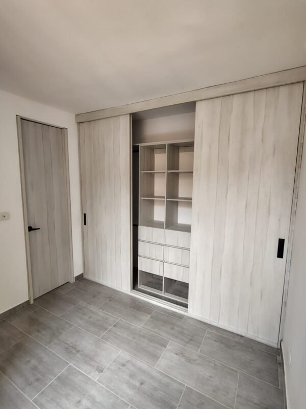 Puertas - Closets  |  Bogotá - La Calera  |  Junio 2025